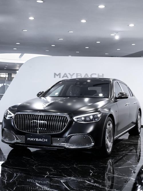 成都223岚图汽车的售后服务让用户无忧出行，迈巴赫未来的豪华车趋势